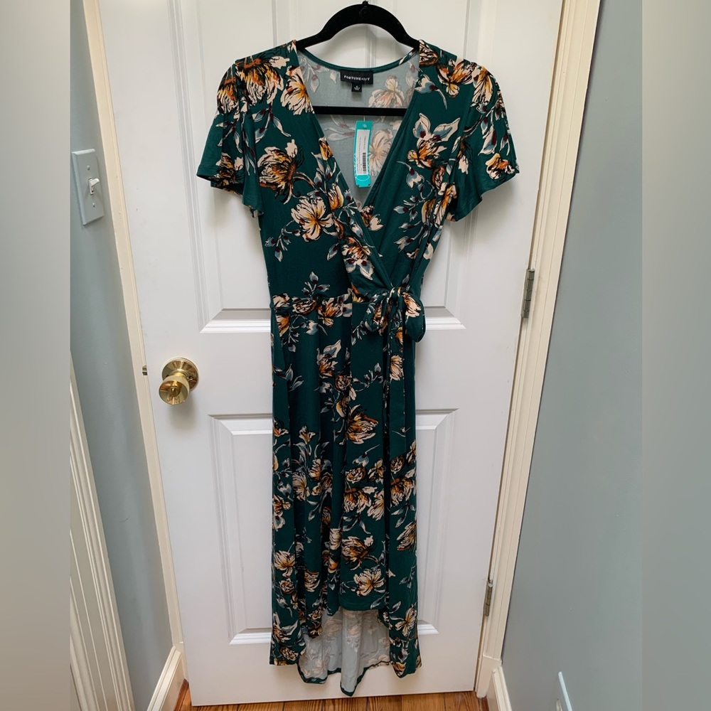 Fortune + Ivy “Irene” faux wrap brushed knit maxi dress (dark green, size M)